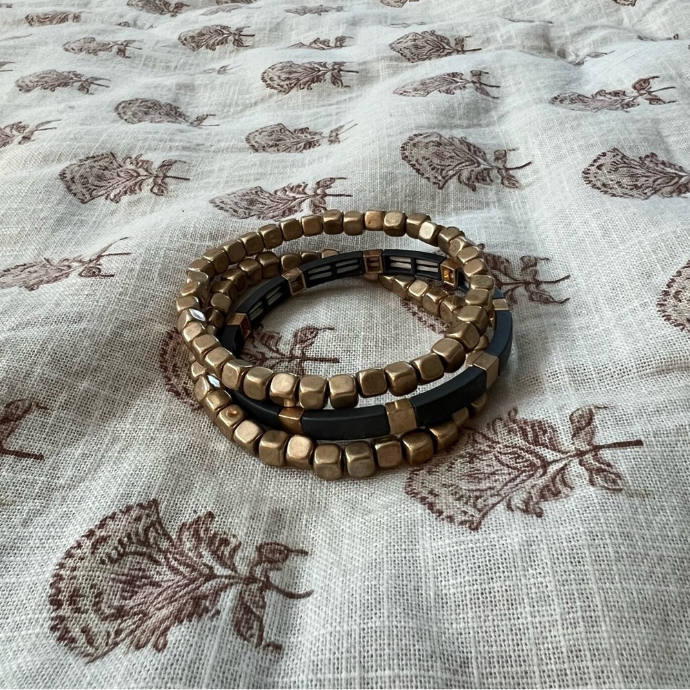 Universal Thread (Target) Black and Gold Bracelet Set for Women